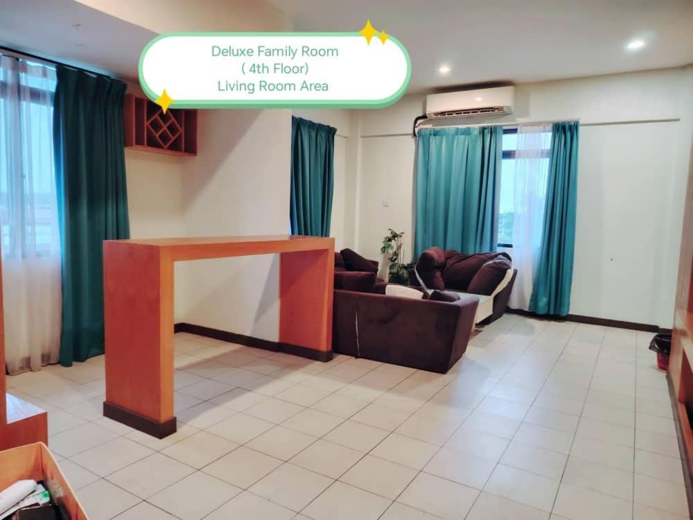 Fratini'S Hotel Labuan Exterior photo