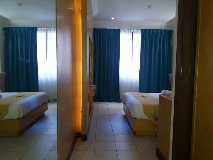 Fratini'S Hotel Labuan Exterior photo