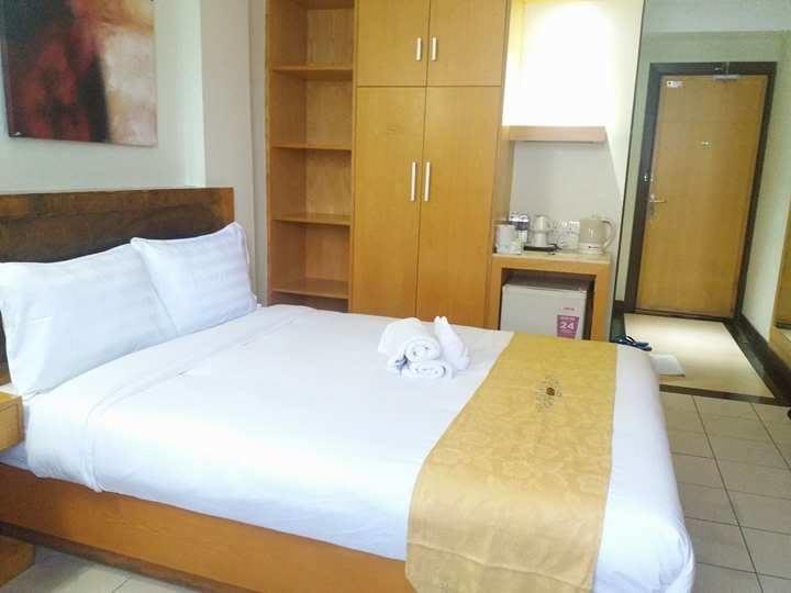 Fratini'S Hotel Labuan Exterior photo
